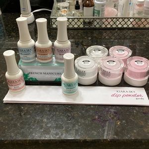 Kiara Sky Dip Powder